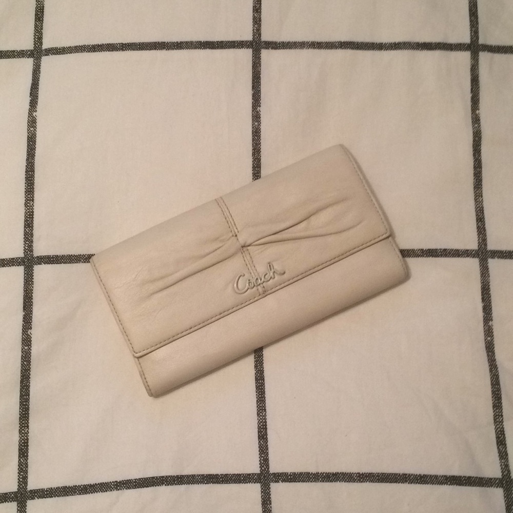 Coach White Leather Wallet